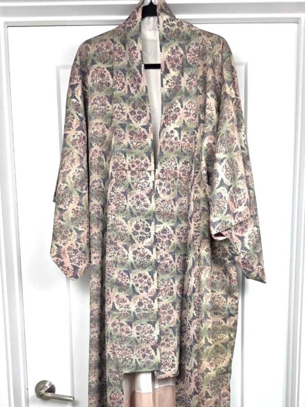 Vintage Japanese Silk Blend Kimono Robe Floral Print Long Kimono Jacket L-XL